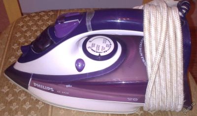 Лот: 5607234. Фото: 1. Утюг Philips GC4420. Утюги, парогенераторы, отпариватели