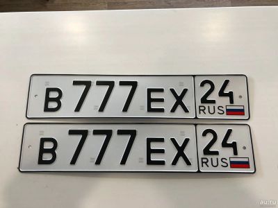 Лот: 18182786. Фото: 1. гос номер В777ЕХ24. Госномера