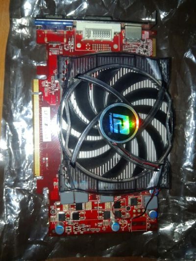Лот: 6846049. Фото: 1. PowerColor Radeon HD 5670. Видеокарты