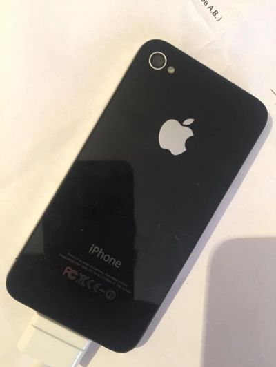 Лот: 7801103. Фото: 1. iPhone 4 16GB Black. Смартфоны