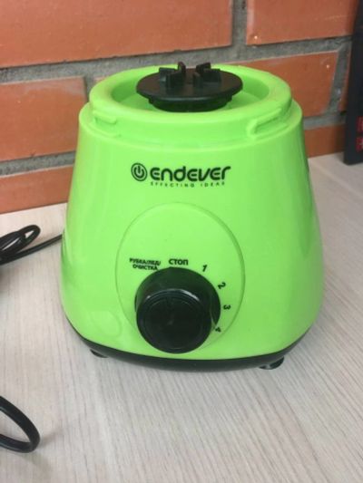 Лот: 17328135. Фото: 1. Соковыжималка Блендер Без стакана... Кухонная