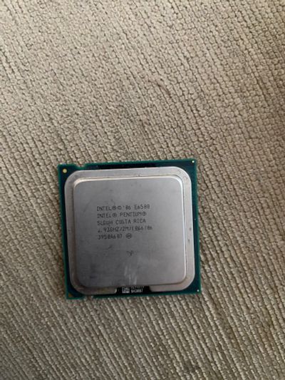 Лот: 21349270. Фото: 1. Процессор intel pentium e6500. Процессоры