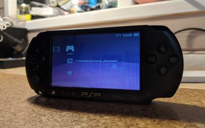 Лот: 17805454. Фото: 1. Sony PSP E1008. Игровые приставки, консоли