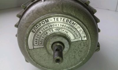 Лот: 8603284. Фото: 1. Двигатель 3-фазный. Электродвигатели, микромоторы