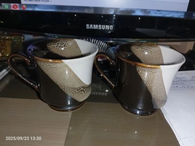Лот: 25762992. Фото: 1. 2 чашки для чая или кофе кружки. Кружки, стаканы, бокалы