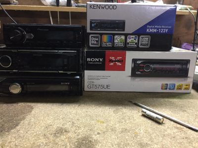 Лот: 12502150. Фото: 1. Sony kenwoood pioneer 3-магнитолы. Автомагнитолы