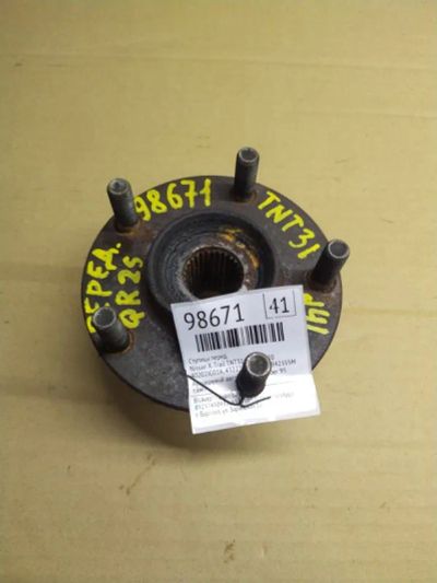 Лот: 21397332. Фото: 1. ступица Nissan X-Trail TNT31. Двигатель и элементы двигателя