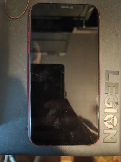 Лот: 19395472. Фото: 1. iPhone 11 RED 64 gb. Смартфоны