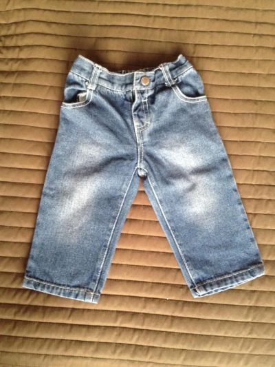 Лот: 9036511. Фото: 1. Джинсы DKNY, 12мес. Брюки, шорты, джинсы
