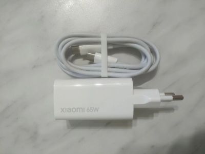 Лот: 18377633. Фото: 1. Xiaomi Mi Fast Charger зарядка... Зарядные устройства, блоки питания, адаптеры сетевые для смартфонов
