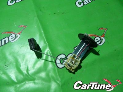 Лот: 10538468. Фото: 1. датчик уровня топлива toyota aristo... Электрооборудование