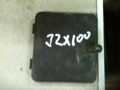 Лот: 4375446. Фото: 1. toyota mark2 jzx100 лючок предохранителей... Другое (автозапчасти)