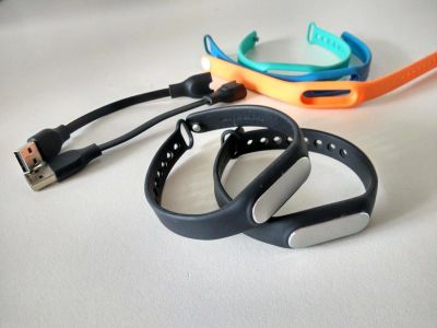 Лот: 11159010. Фото: 1. Xiaomi Mi Band 1S Pulse - 2 браслета... Смарт-часы, фитнес-браслеты, аксессуары