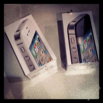 Лот: 2137943. Фото: 1. Apple iPhone 4s 16Gb white and... Смартфоны
