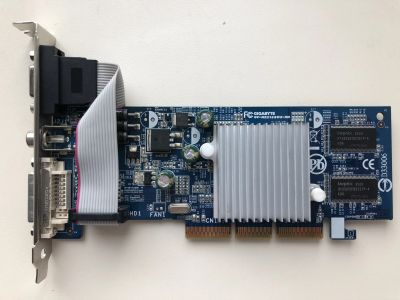 Лот: 25107291. Фото: 1. AGP 128Mb GigaByte GeForce FX5200... Видеокарты