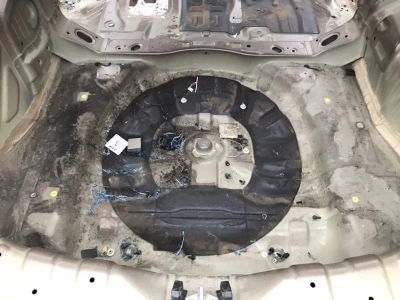 Лот: 21704741. Фото: 1. ниша запасного колеса Kia Sportage... Другое (автозапчасти)