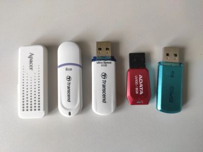 Лот: 19376016. Фото: 1. Память USB Flash 8 Гб 2.0. USB-флеш карты