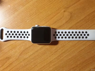 Лот: 14011698. Фото: 1. Apple watch 3 Nike серия 38 мм. Смарт-часы, фитнес-браслеты, аксессуары