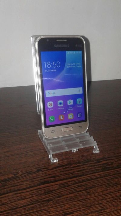 Лот: 11716591. Фото: 1. Смартфон samsung j1 mini. Смартфоны
