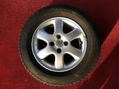 Лот: 11504521. Фото: 1. Toyota 4 /100 R14 ET40 6J+Dunlop... Диски