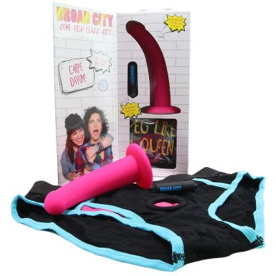 Лот: 22062447. Фото: 1. Страпон на трусиках Broad City... Игрушки