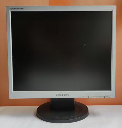 Лот: 17658109. Фото: 1. Монитор Samsung 720N Диагональ... ЖК-мониторы