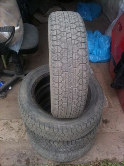 Лот: 3253010. Фото: 1. Продам зимнюю резину bridgestone. Шины