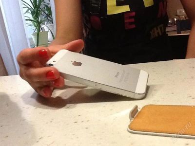 Лот: 2815407. Фото: 1. Apple iPhone 5 16Gb Белый (неисправный... Смартфоны