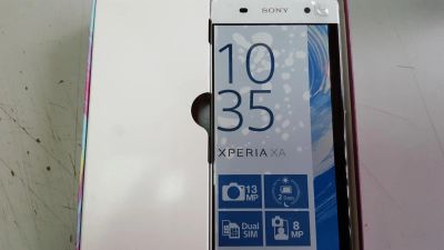 Лот: 10465734. Фото: 1. Sony Xperia XA Dual F3112 белый. Смартфоны