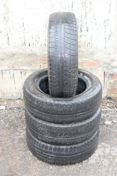 Лот: 10486518. Фото: 1. Шины зимние Bridgestone 185 65... Шины