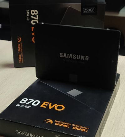 Лот: 19450297. Фото: 1. SSD 250 Gb SATA 6Gb/s Samsung... SSD-накопители