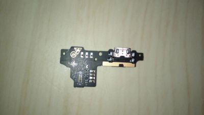 Лот: 10270389. Фото: 1. ZTE Blade V8 Дополнительная плата... Микросхемы и платы