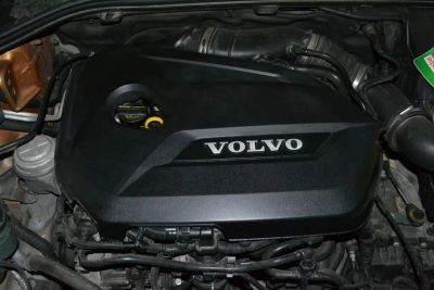 Лот: 19614290. Фото: 1. Требуется ремонт двигателя Volvo... Двигатель и элементы двигателя