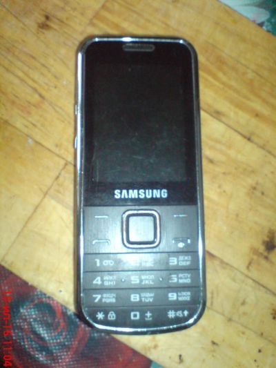 Лот: 7826405. Фото: 1. Телефон Samsung GT-C3530. Кнопочные мобильные телефоны