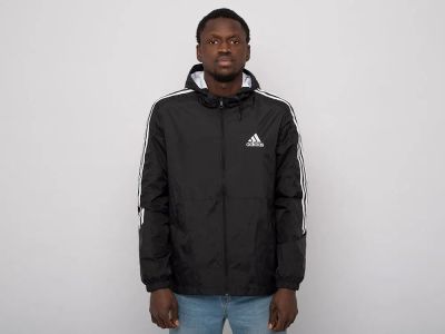 Лот: 21774491. Фото: 1. Ветровка Adidas. Верхняя одежда