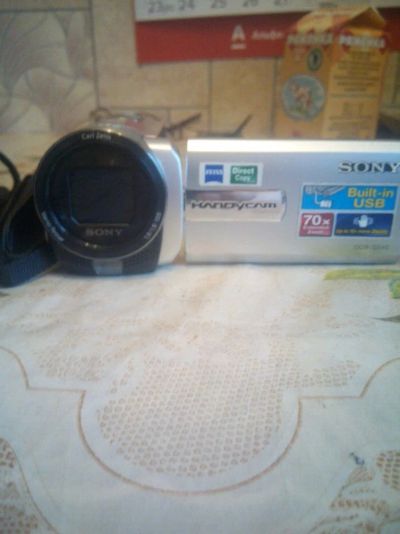 Лот: 14575246. Фото: 1. Цифровая камера SONY DCR-SX45. Цифровые компактные