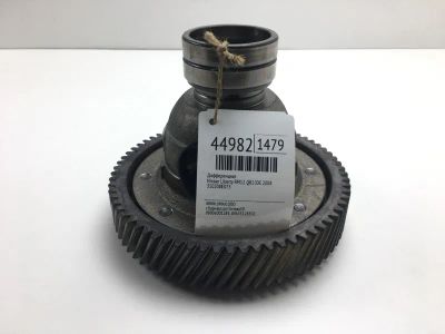 Лот: 20391765. Фото: 1. Дифференциал Nissan Liberty 2004... Трансмиссия