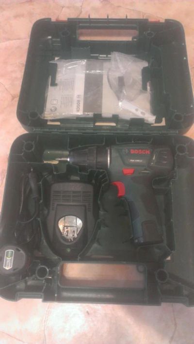 Лот: 11524591. Фото: 1. Шуруповерт Bosch psr 1080 Li. Электроинструмент
