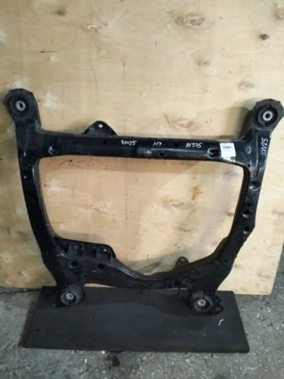 Лот: 21402786. Фото: 1. балка под двс Toyota Camry Gracia... Двигатель и элементы двигателя