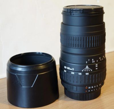 Лот: 5864661. Фото: 1. SIGMA AF 100-300 mm F4.5-6.7 DL... Объективы