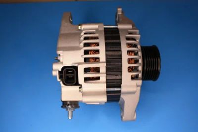 Лот: 20629851. Фото: 1. Генератор ALNI012 Nissan QG18DE... Электрооборудование