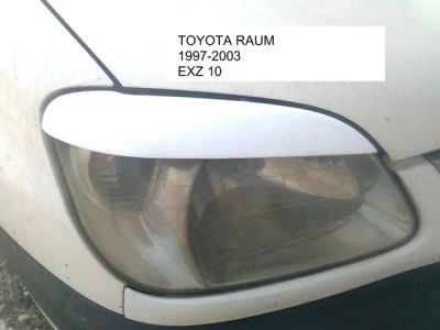 Лот: 4417878. Фото: 1. Реснички на фары Toyota Raum 1997-2003. Детали тюнинга