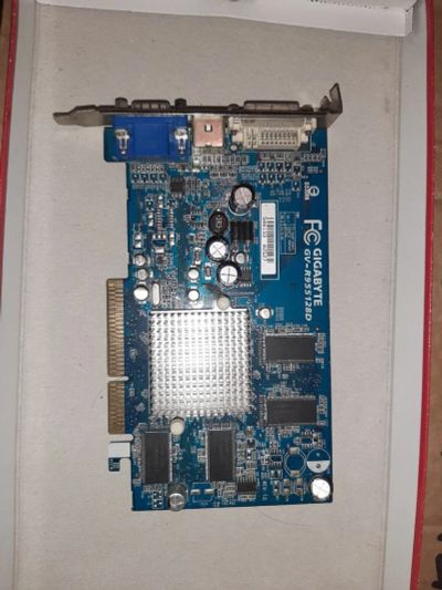 Лот: 15202327. Фото: 1. Gigabyte GV-R955128D видеокарта... Видеокарты