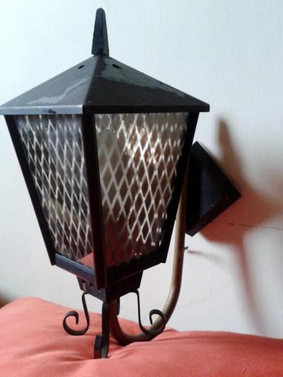 Лот: 19309286. Фото: 1. Светильник фонарь с витражом в... Бра, настенные светильники