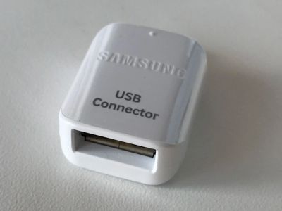 Лот: 9999239. Фото: 1. Samsung micro-USB - USB OTG адаптер... Дата-кабели, переходники