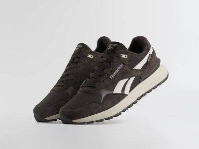Лот: 25676723. Фото: 1. Кроссовки Reebok Royal Ultra. Кеды, кроссовки, слипоны