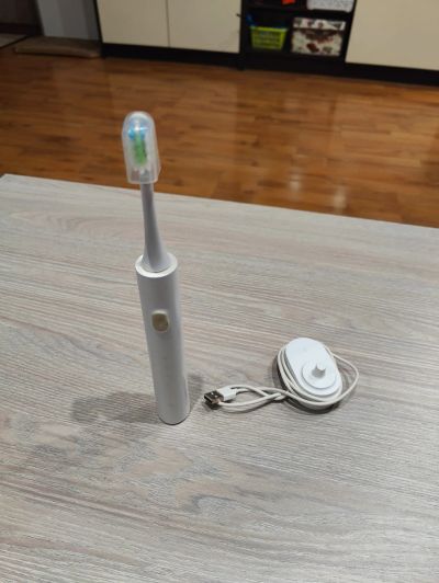 Лот: 22171015. Фото: 1. Зубная щетка Xiaomi. Электрические зубные щетки и ирригаторы