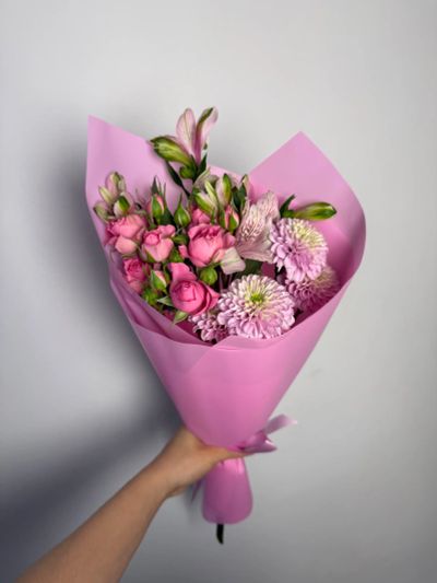 Лот: 25521433. Фото: 1. 1. Букет-комплимент быстрые торги. Свежие цветы