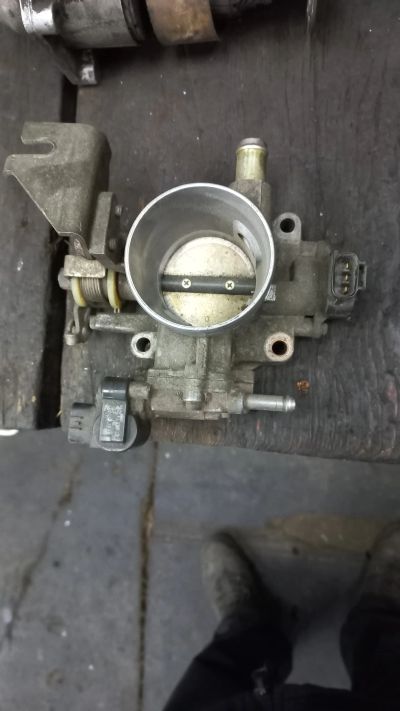 Лот: 21057603. Фото: 1. Дроссель Toyota. Двигатель и элементы двигателя