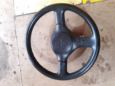 Лот: 16446214. Фото: 1. Руль Mazda. Салон